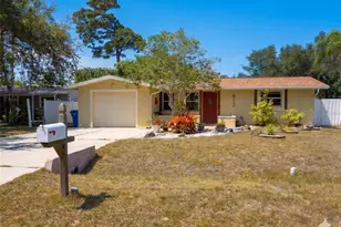 812 Guild Dr, Venice, FL 34285 - Photo 1
