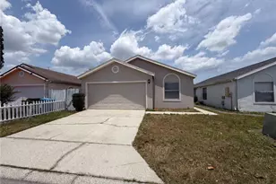 5447 Blueberry Dr, Orlando, FL 32811 - Photo 1