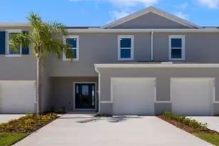 2739 Silver Canoe Dr, Edgewater, FL 32141 - Photo 1