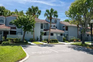 4704 Chevy Pl, Orlando, FL 32811 - Photo 1