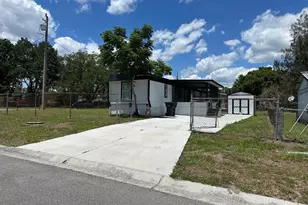 3061 Crystal Hills Dr, Lakeland, FL 33801 - Photo 1