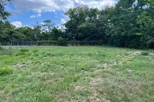 1662 N Dean Rd, Orlando, FL 32825 - Photo 1