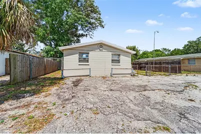 10112 N Lantana Avenue, Tampa, FL 33612 - Photo 1