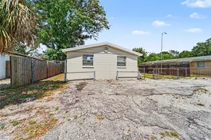 10112 N Lantana Ave, Tampa, FL 33612 - Photo 1