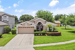 9555 Heron Pointe Dr, Orlando, FL 32832 - Photo 1