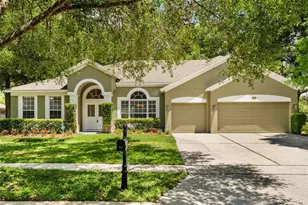 433 Chinahill Ct, Apopka, FL 32712 - Photo 1