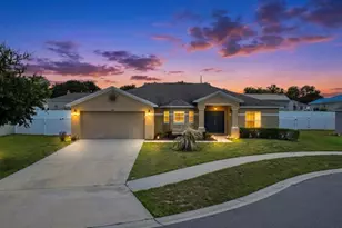 650 Hidden Lakes Ct, Haines City, FL 33844 - Photo 1