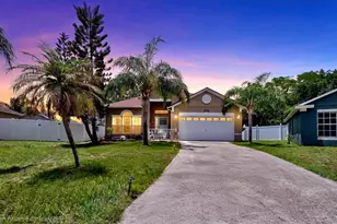 2304 Saphire Ct, Kissimmee, FL 34743 - Photo 1