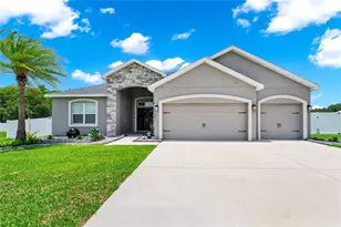 1061 Sandpiper Loop, Winter Haven, FL 33881 - Photo 1