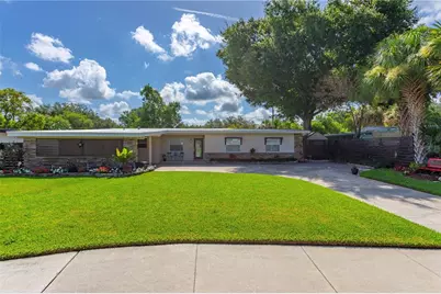 1327 Roscomare Avenue, Orlando, FL 32806 - Photo 1