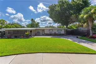 1327 Roscomare Ave, Orlando, FL 32806 - Photo 1