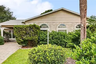 1204 Maria Ct, Lady Lake, FL 32159 - Photo 1