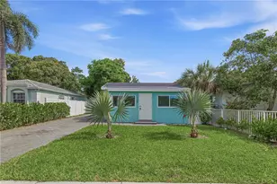 335 NE 12th Ave, Boynton Beach, FL 33435 - Photo 1