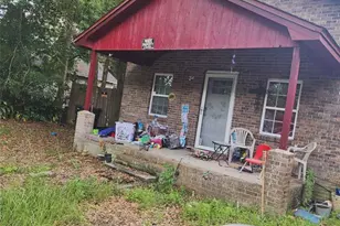 2703 W Jordan St, Pensacola, FL 32505 - Photo 1