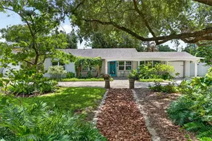 633 Buckminster Cir, Orlando, FL 32803 - Photo 1