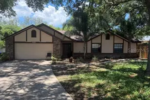 5958 Crescent Ridge Ct, Orlando, FL 32810 - Photo 1