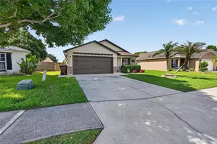 2958 Cool Breeze Cir, Saint Cloud, FL 34769 - Photo 1