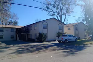 1229 Kennedy Rd, Daytona Beach, FL 32117 - Photo 1