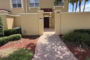 2404 Bella Vista Dr, Davenport, FL 33897 - Photo 1