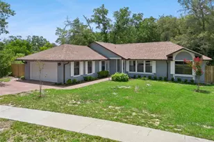 125 Donna Cir, Sanford, FL 32773 - Photo 1