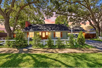 13512 Lake Magdalene Drive, Tampa, FL 33613 - Photo 1
