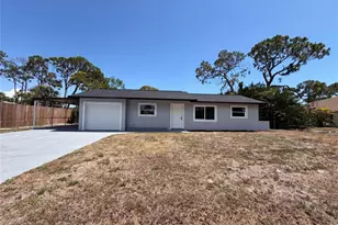 561 Yale Rd, Venice, FL 34293 - Photo 1