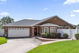 637 Moss Park Ct, Kissimmee, FL 34743 - Photo 1