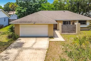 800 Wavecrest Dr, Orlando, FL 32807 - Photo 1