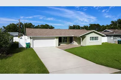 5669 45th Avenue N, Kenneth City, FL 33709 - Photo 1