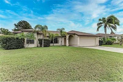 4621 35th Court E, Bradenton, FL 34203 - Photo 1