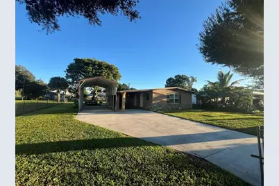 504 NW 6th Street, Okeechobee, FL 34972 - Photo 1