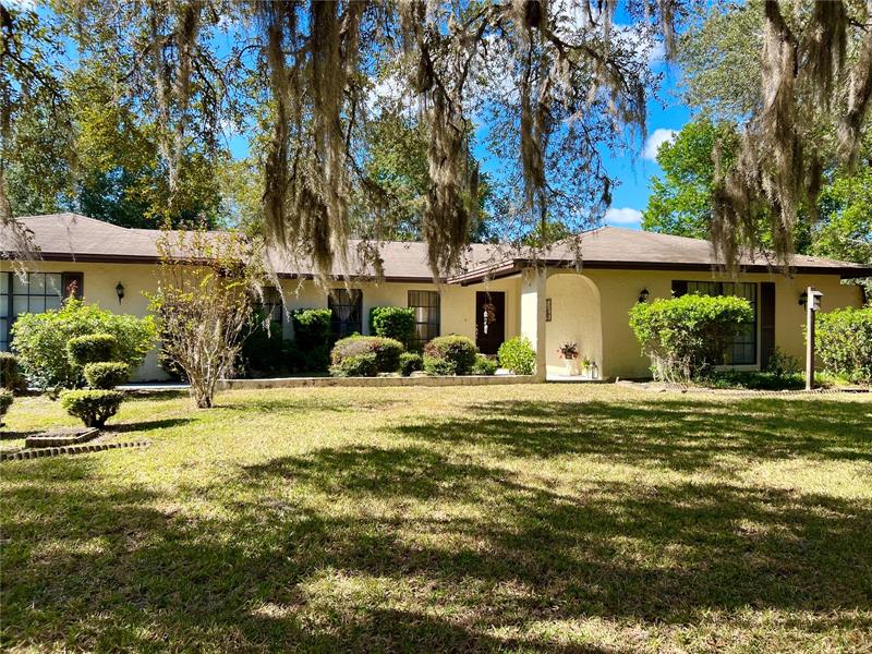 3601 E Country Side Dr, Inverness, FL 34452 MLS OM648203 Coldwell