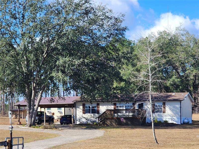 5090 SE 137 Ave, Morriston, FL 32668 MLS OM651815 Coldwell Banker