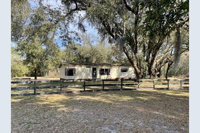 13611 SE Hwy 464C, Ocklawaha, FL 32179 - Photo 1