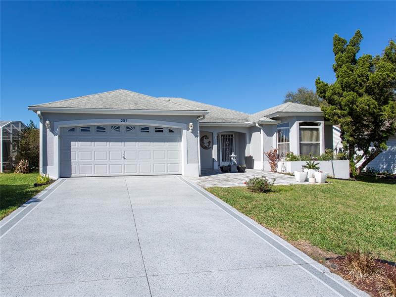 1257 Granada Ct, Lady Lake, FL 32159 MLS OM653077 Coldwell Banker