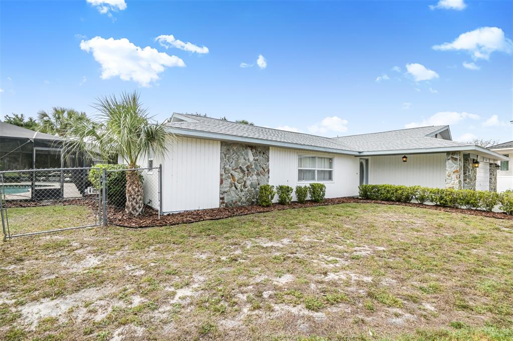 620 SE 1st Ct, Crystal River, FL 34429 MLS OM655009 Coldwell Banker