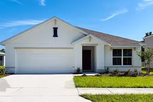 9981 SE 161st Lane Rd, Summerfield, FL 34491 - Photo 1