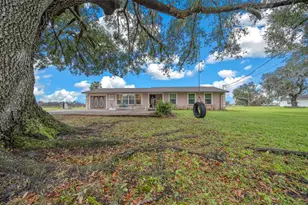 5111 Smith Ryals Rd, Plant City, FL 33567 - Photo 1
