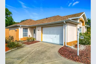 916 Cancun Court, Lady Lake, FL 32159 - Photo 1