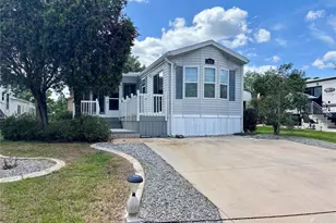 3026 NE 103rd Ave, Silver Springs, FL 34488 - Photo 1