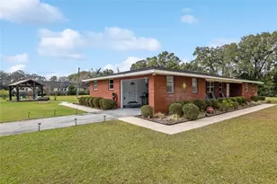 9900 NE 20th Terrace Rd, Anthony, FL 32617 - Photo 1