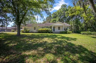 2206 SE 3rd Ave, Ocala, FL 34471 - Photo 1