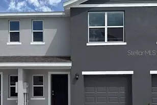 8393 Gower Trl, Wildwood, FL 34785 - Photo 1