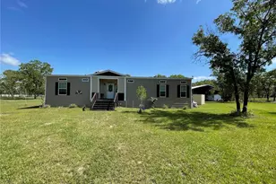 12611 SE 21st Pl, Morriston, FL 32668 - Photo 1