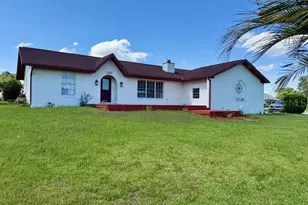8770 SW 196th Terrace Rd, Dunnellon, FL 34432 - Photo 1