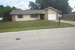 88 Teak Loop, Ocala, FL 34472 - Photo 1