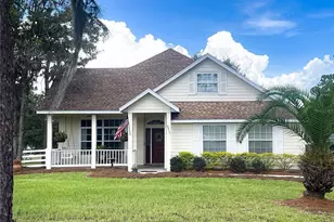 5917 NE 61st Ave Rd, Silver Springs, FL 34488 - Photo 1