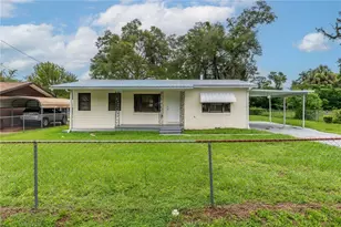 2215 NE 16th Ct, Ocala, FL 34470 - Photo 1