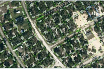 412 Tahiti Court, Lake Placid, FL 33852 - Photo 1