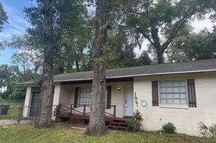 1527 NE 13th Ave, Ocala, FL 34470 - Photo 1